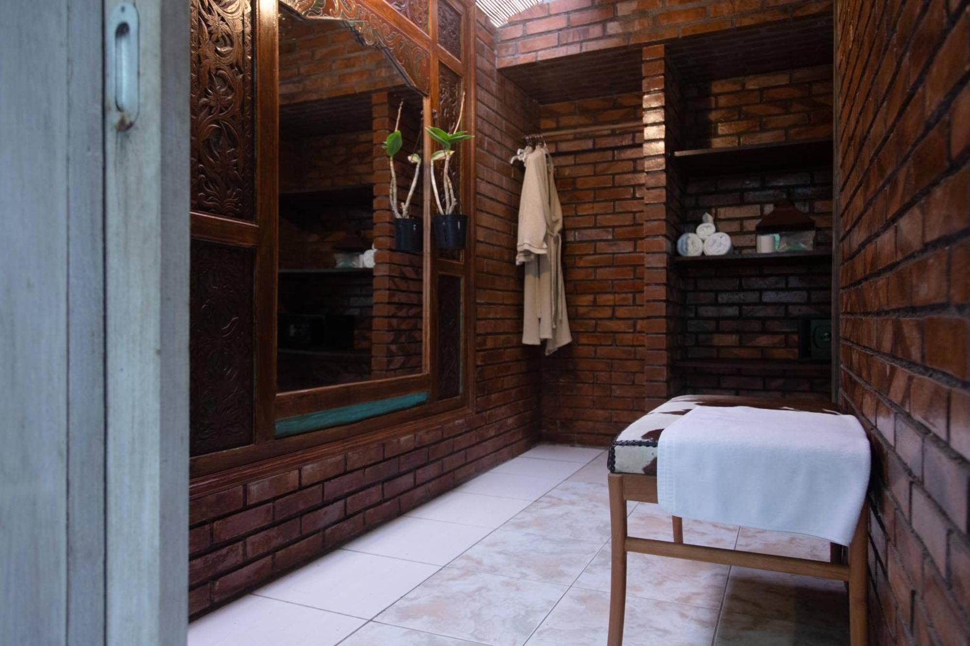 Ocean Star Villa Five Near The Kudeta Beach Seminyak Eksteriør bilde