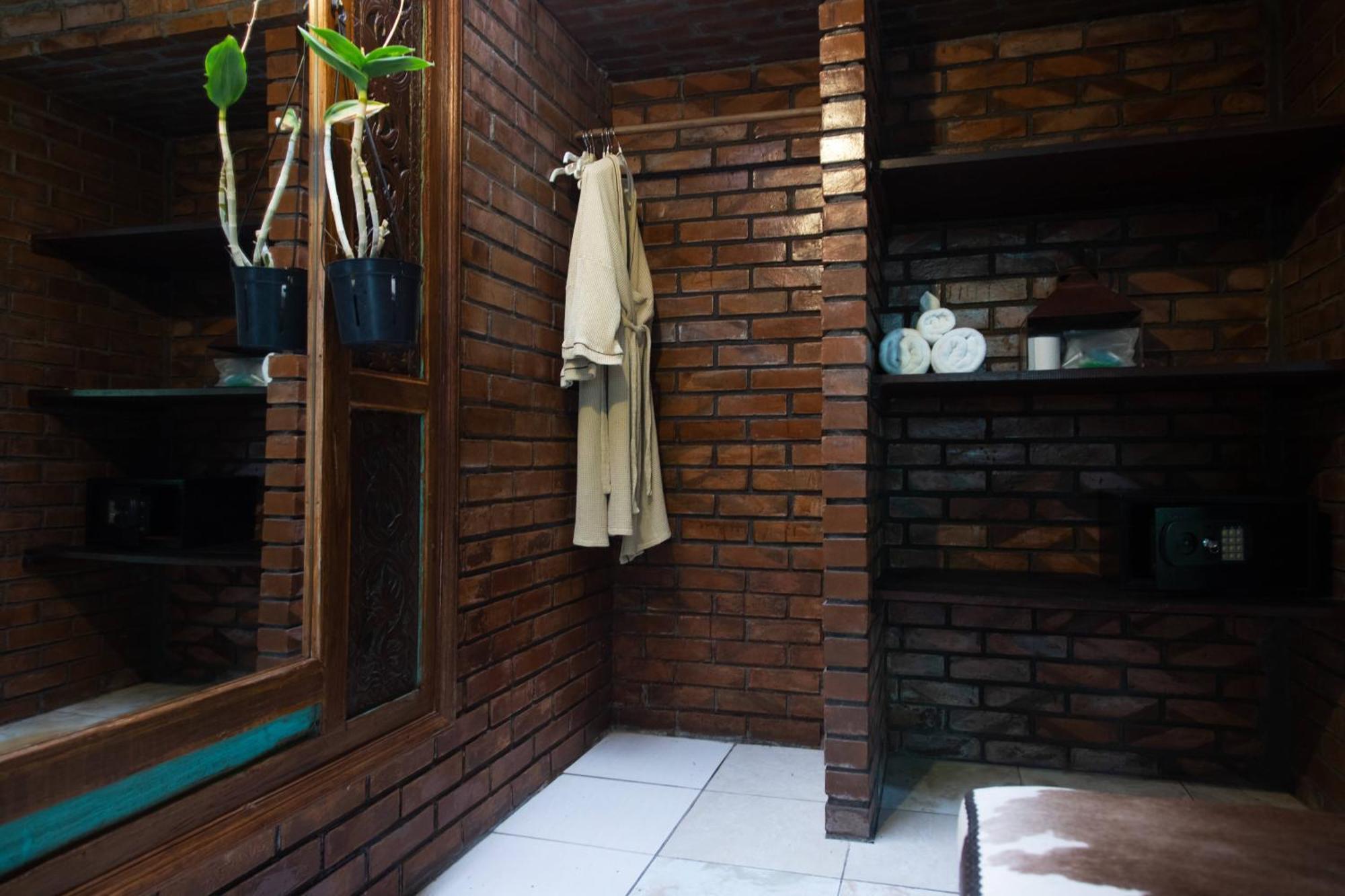Ocean Star Villa Five Near The Kudeta Beach Seminyak Eksteriør bilde